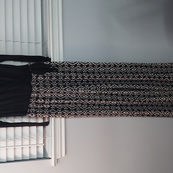 Black Multi Romper - Picture 3 of 6